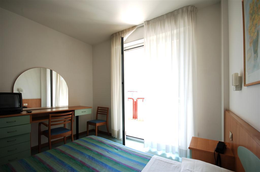 Ihr Residence Hotel Le Terrazze 그로타마레 외부 사진