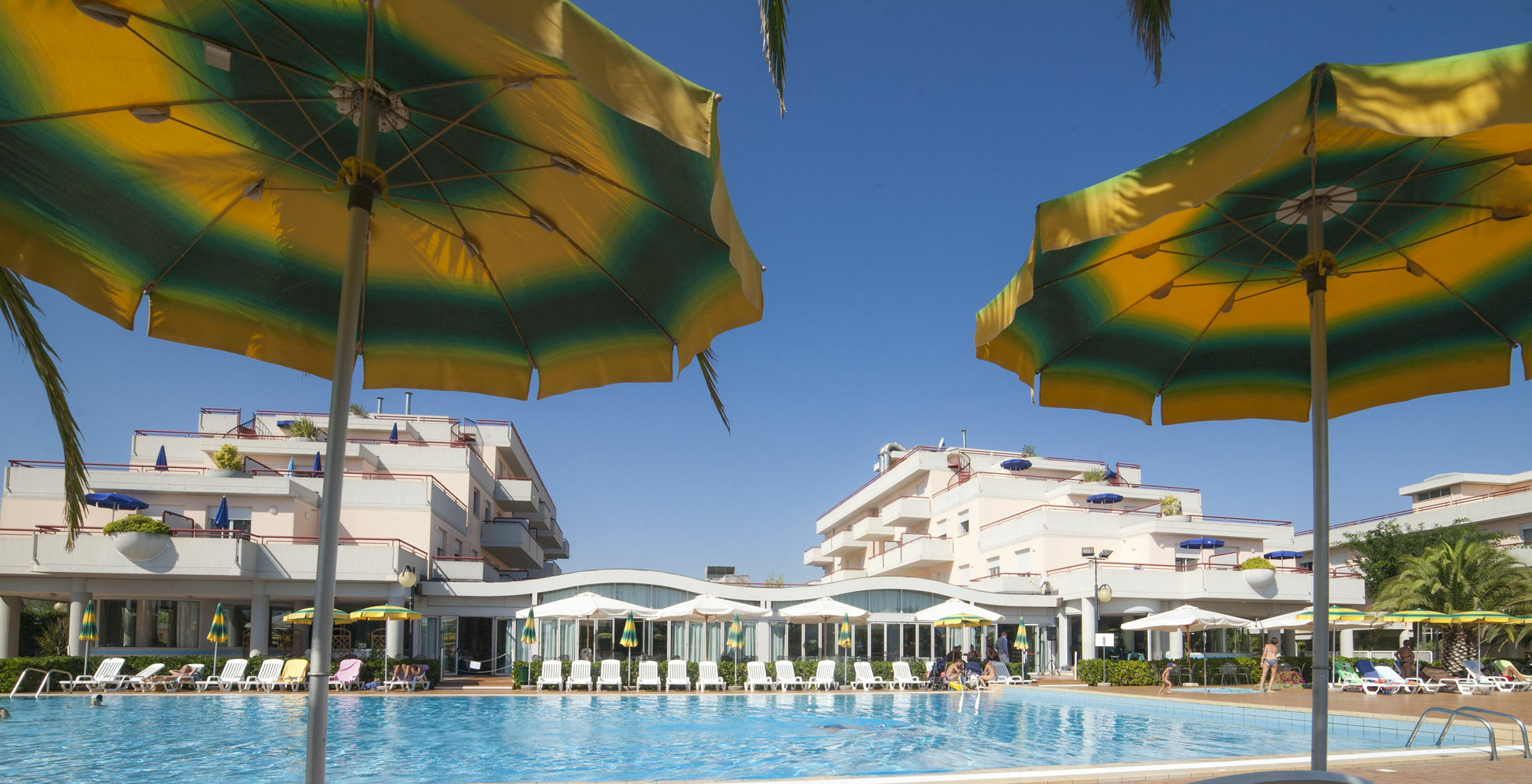 Ihr Residence Hotel Le Terrazze 그로타마레 외부 사진