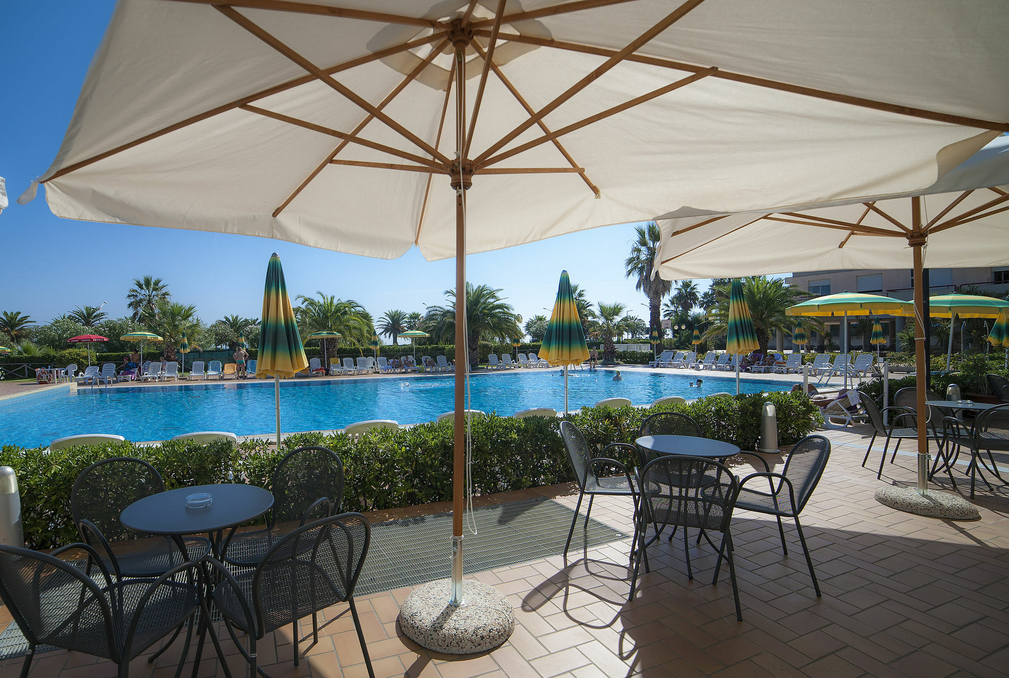 Ihr Residence Hotel Le Terrazze 그로타마레 외부 사진